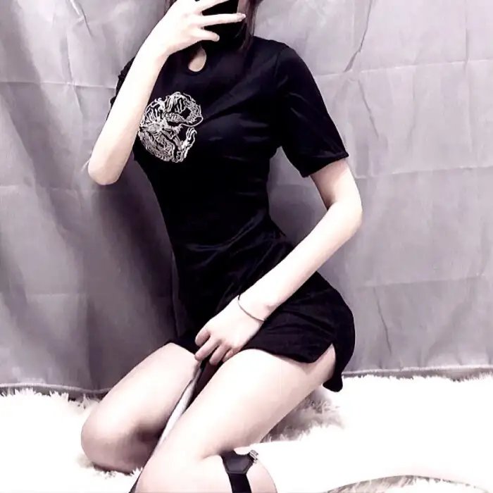 学府嬉春